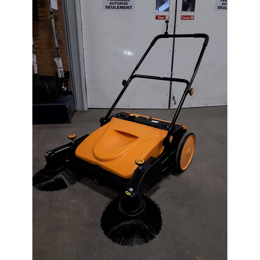 MANUAL MECHANICAL BROOM