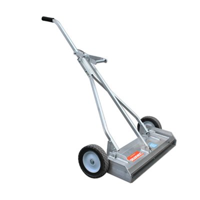 MAGNETIC BROOM ON WHEELS